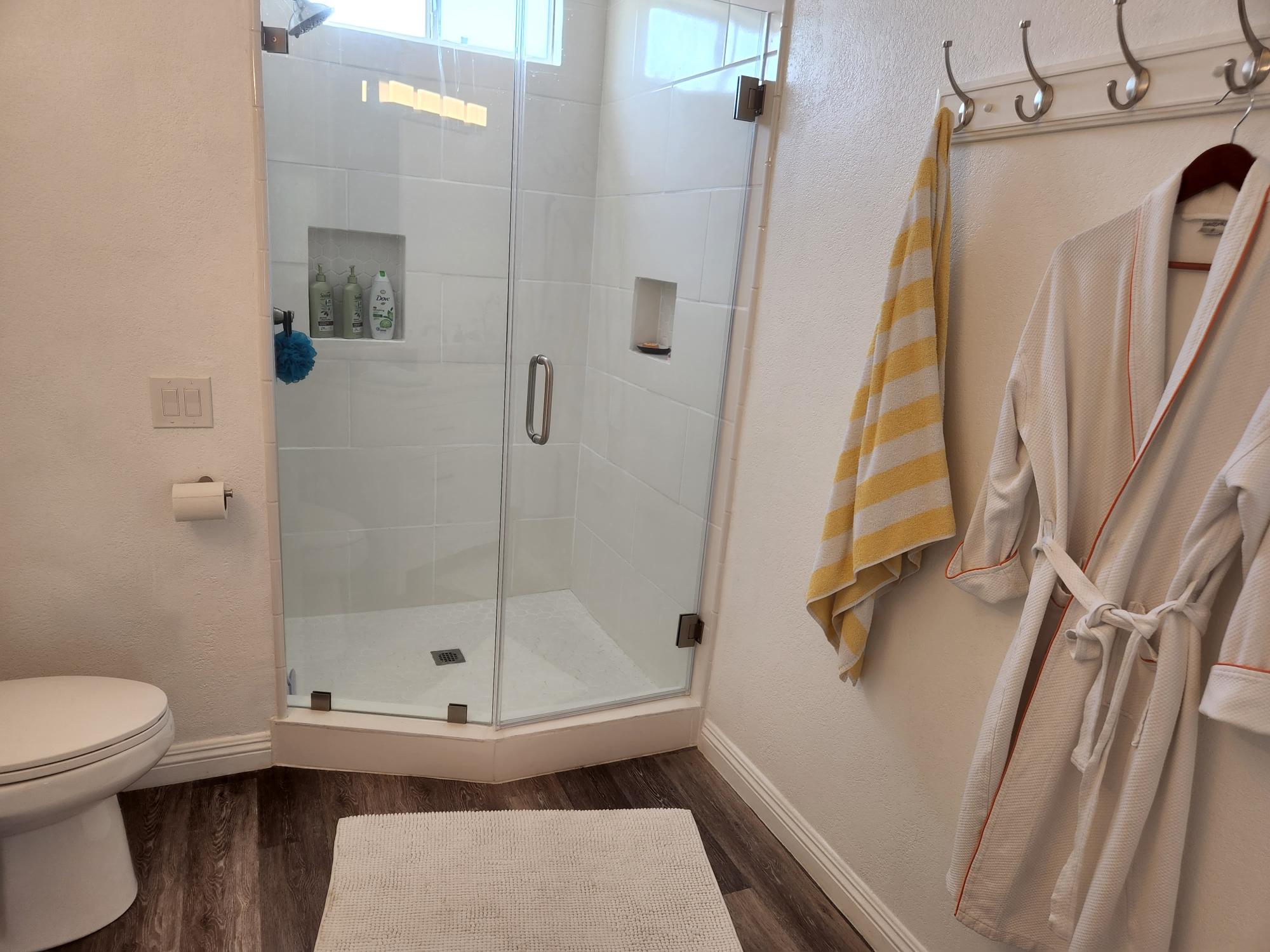 #211 – 1 Bedroom, 2 Full Bath,  A True Beauty in Desert Princess – AVAILABLE: FOR SEASON!