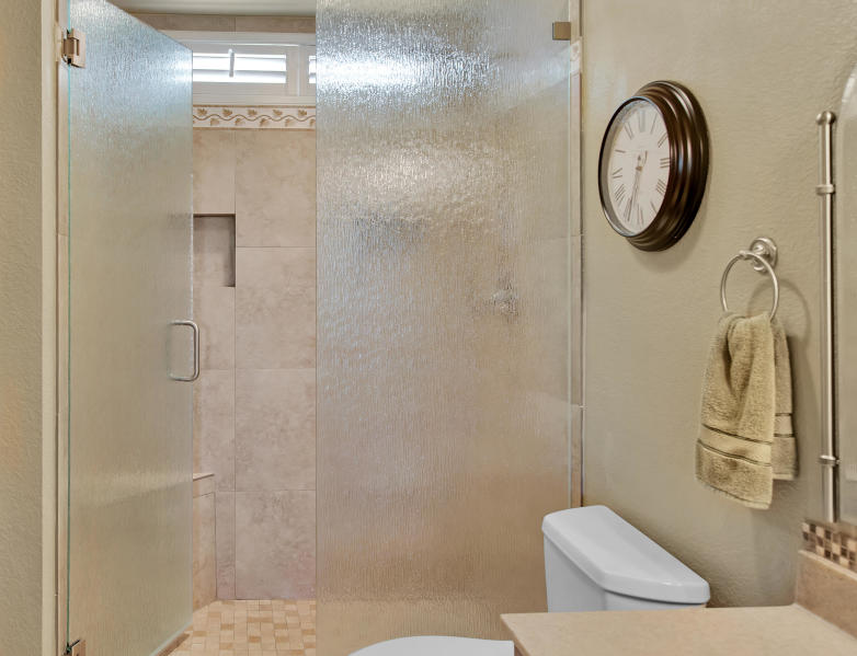 #802 – Beautiful Remodeled 2 Master Suite Condo in Desert Princess –