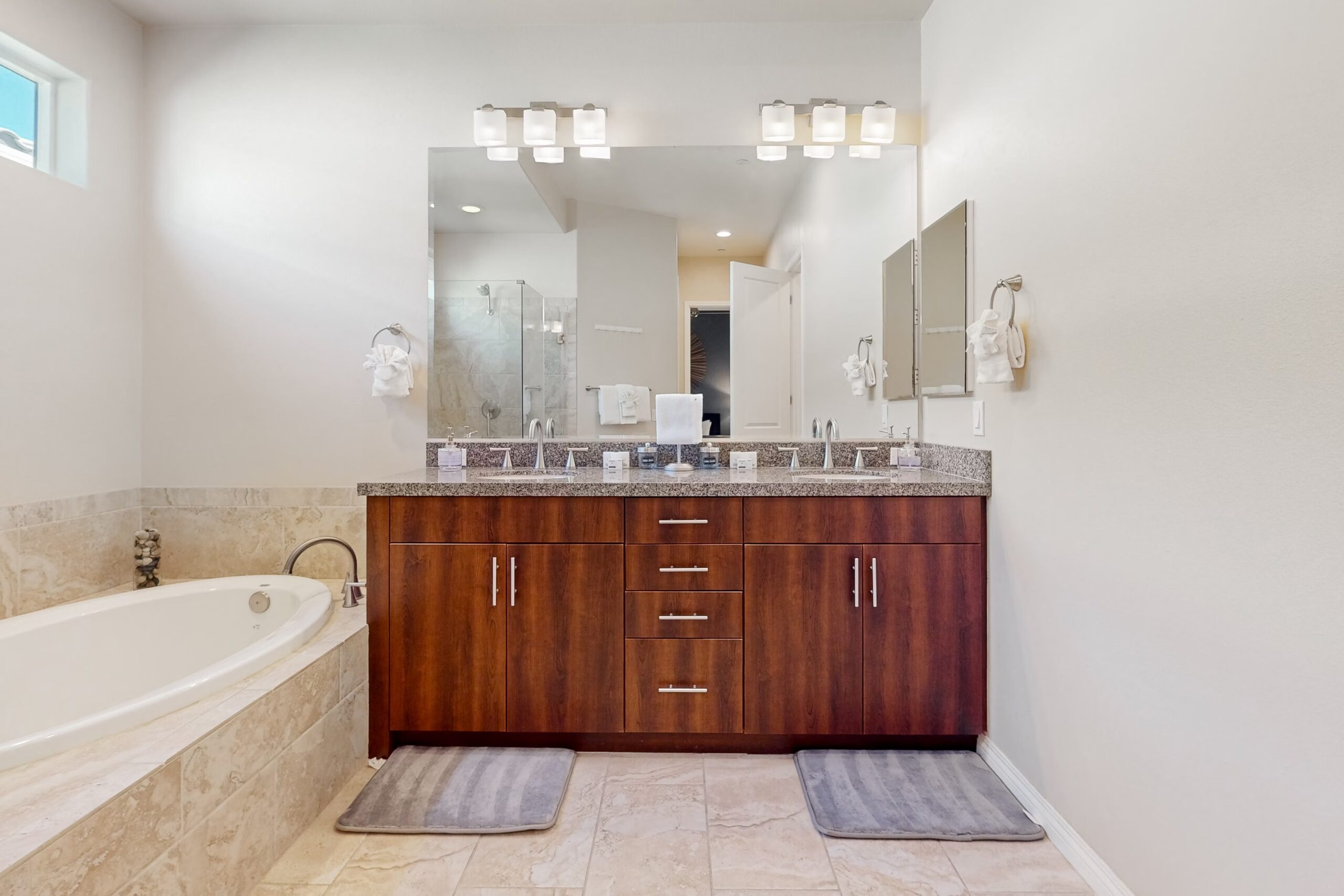 #575 Stunning Views and Beautiful Pool/Spa Villa await you!  3 Bedroom, 3.5 baths – An Entertainer’s Dream –  AVAILABLE:  NOW THRU DEC 2025 AND APRIL- MAY 2026