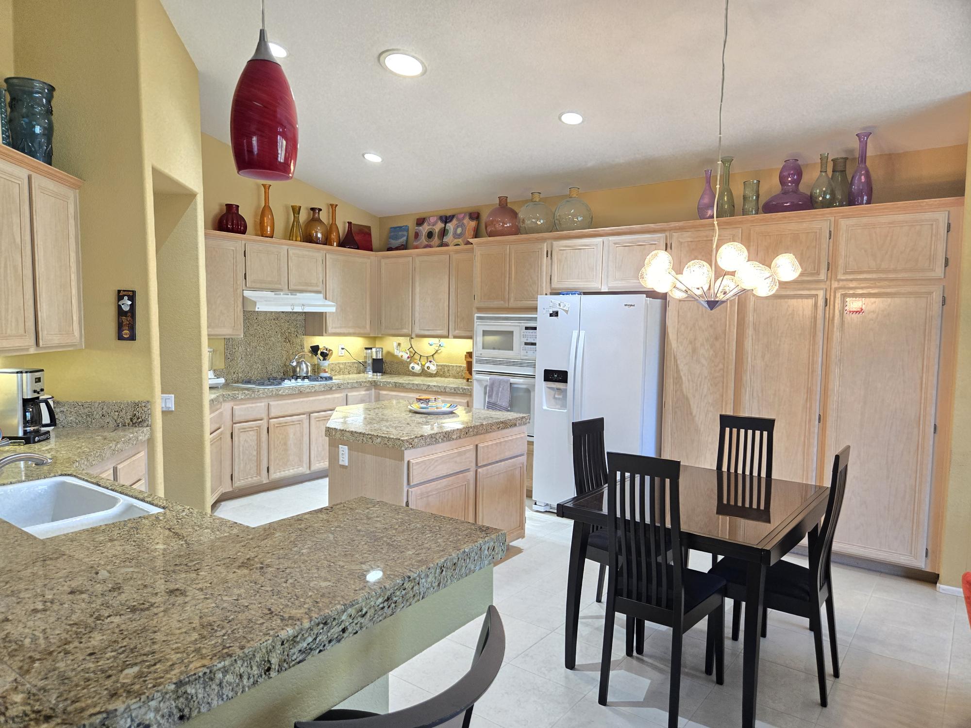 #691 – 3 Bedroom – Amazing Pool/Spa Villa Rental – Available DEC 2025 – January 2026 and May 2026 – LOWER RENT!