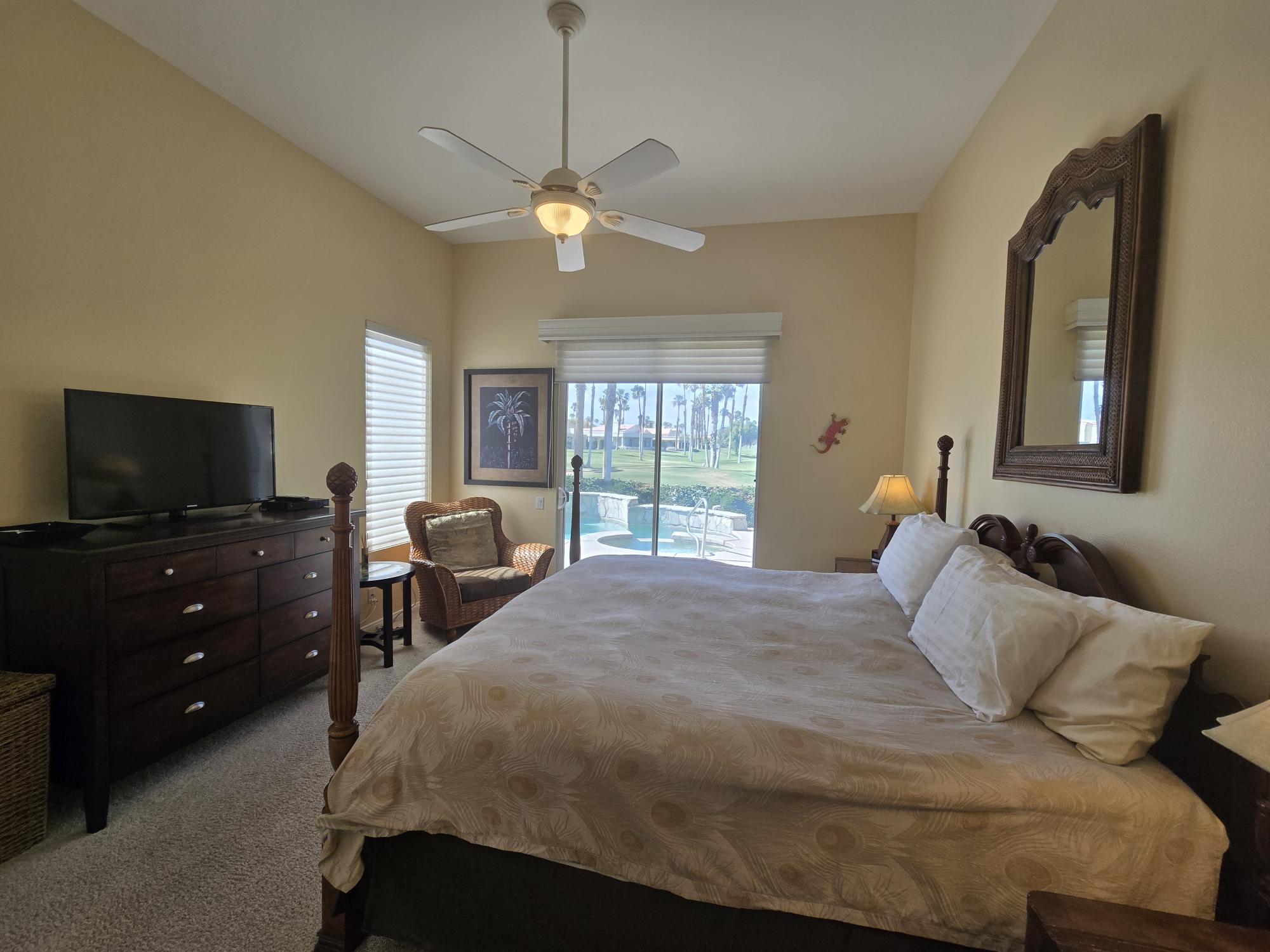 #872 – 2 BEDROOM POOL/SPA VILLA – BEAUTIFUL VIEWS – PARADISE! – AVAILABLE NOV- JAN AND MARCH & APRIL 2026 – Reduced monthly price!