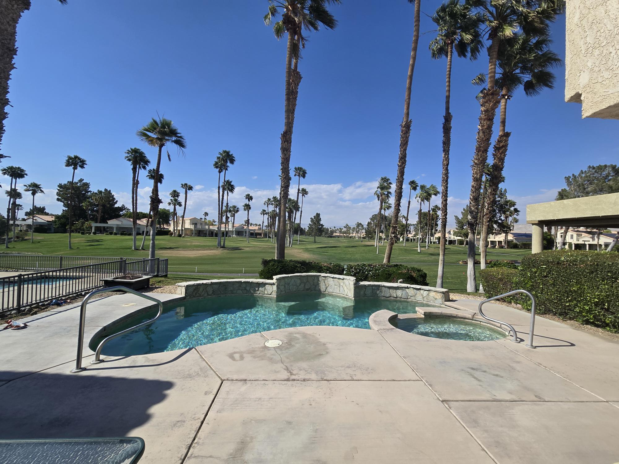 #872 – 2 BEDROOM POOL/SPA VILLA – BEAUTIFUL VIEWS – PARADISE! – AVAILABLE NOV- JAN AND MARCH & APRIL 2026 – Reduced monthly price!