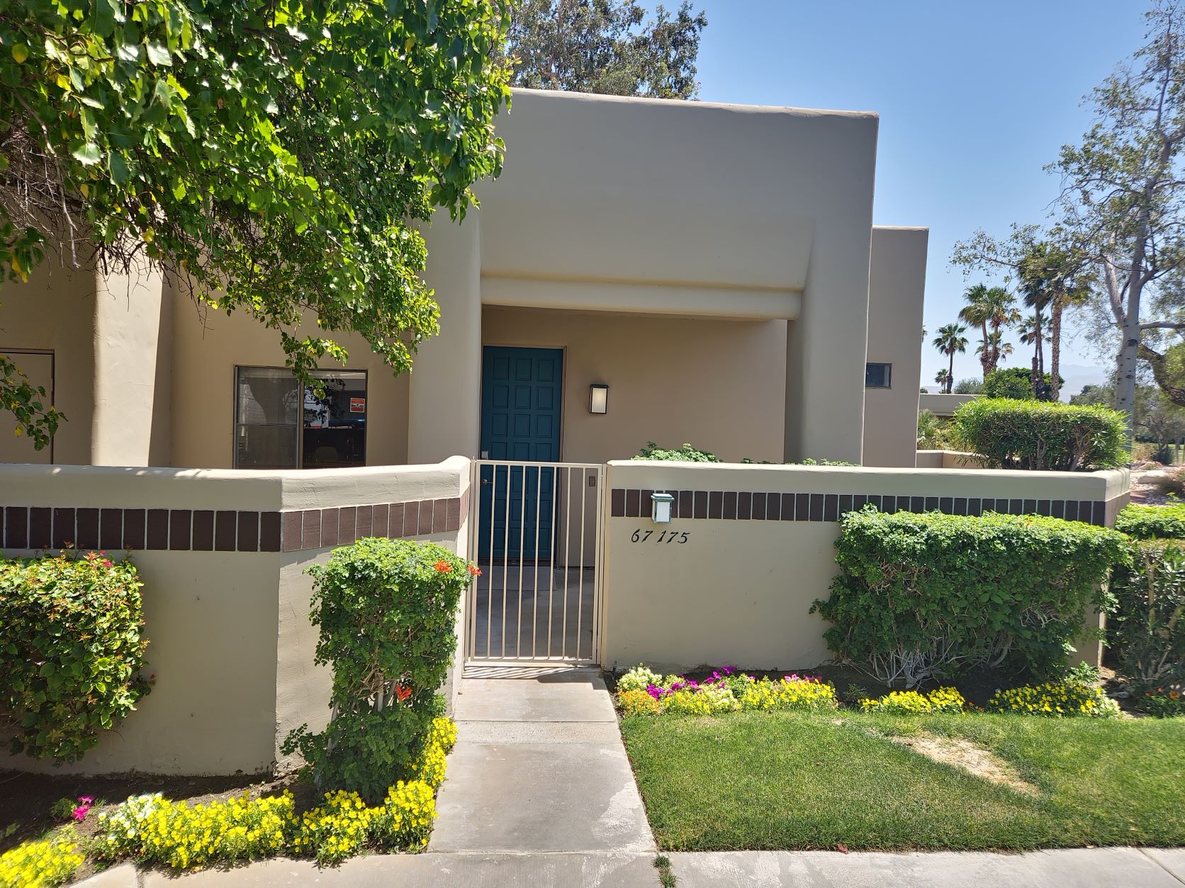 #175 – 3 Bedroom Gorgeous Condo with Southwest facing views – Available April 2026