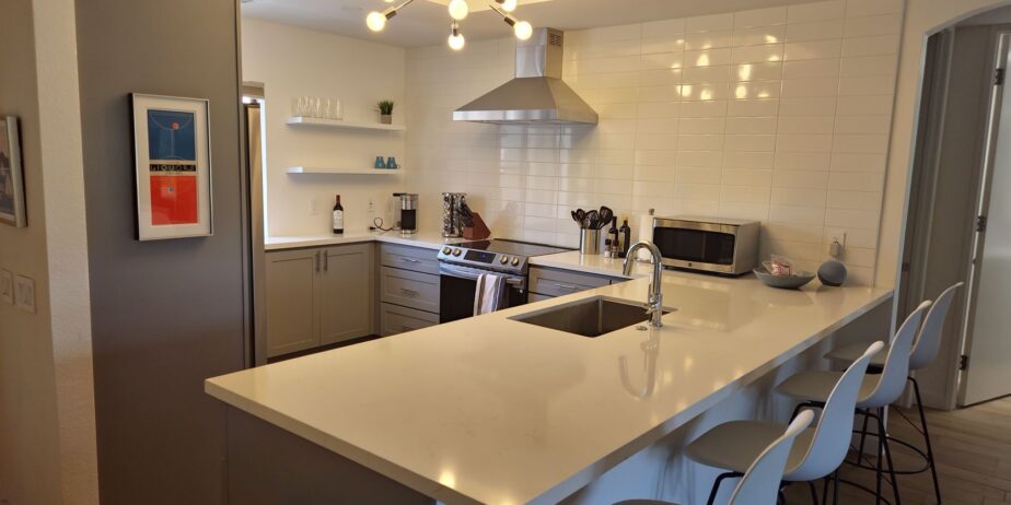 #175 – 3 Bedroom Gorgeous Condo with Southwest facing views – Available Nov – Dec 2025 – April 2026