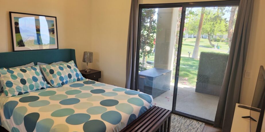 #175 – 3 Bedroom Gorgeous Condo with Southwest facing views – Available Nov – Dec 2025 – April 2026