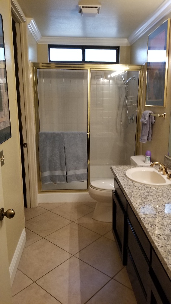 #577 – 3 BEDROOM CONDO WITH WEST FACING VIEWS – END UNIT – AVAILABLE:  DEC & JANUARY, APRIL