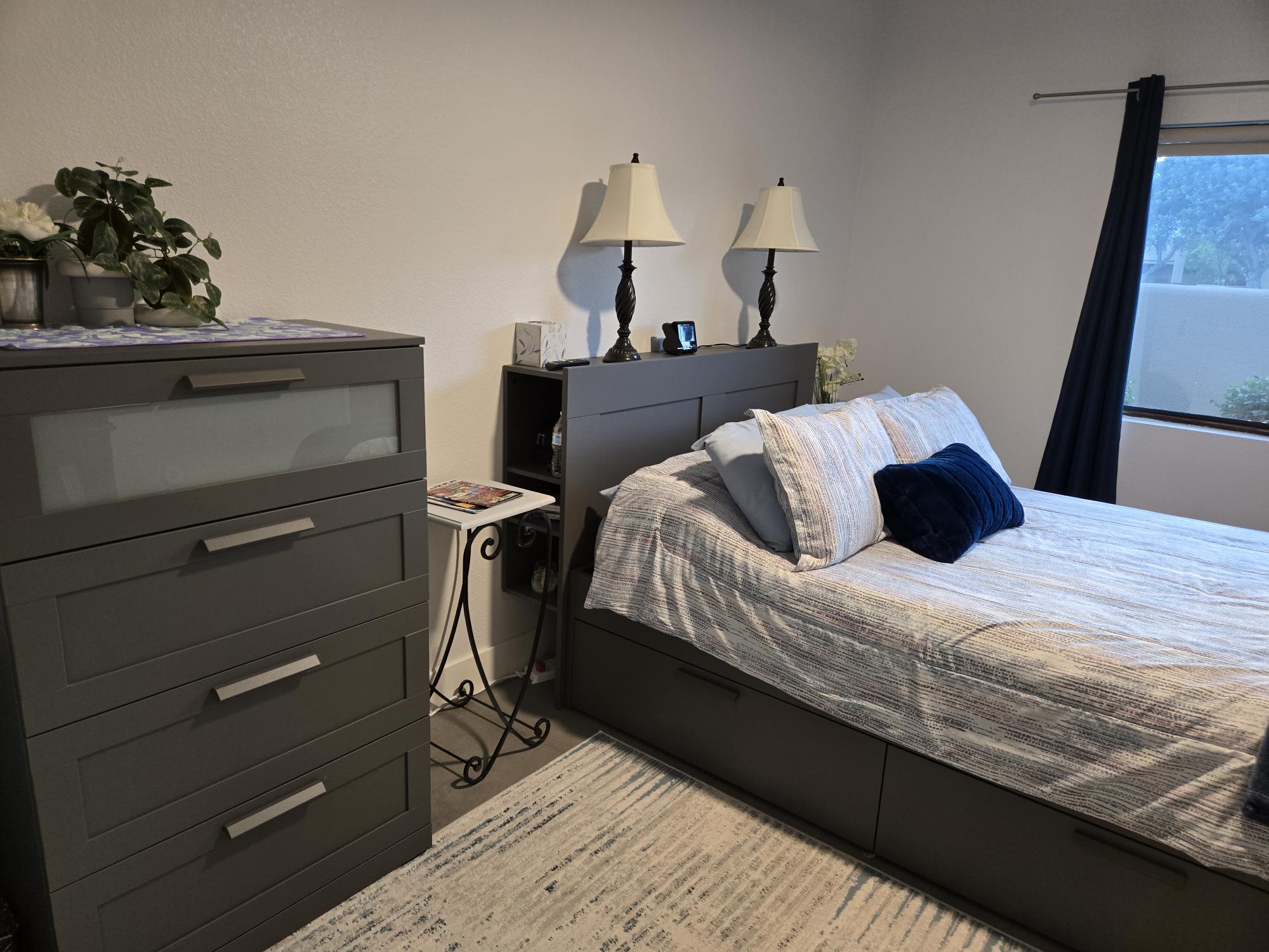 #600 – AMAZING REMODEL – 2 BEDROOM REMODELED CONDO – CUL-DE-SAC STREET – STEPS TO POOL – AVAILBLE:  DECEMBER