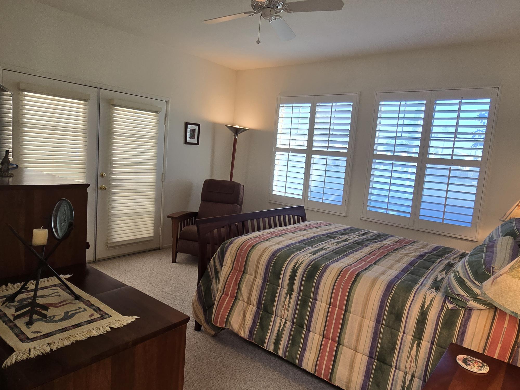 #672 – 2 Bed, 2 Bath Villa, 2-Car Garage – Views to Vista 2 Fairway & Hills  – Available SEASON 2026 – LOWER RENTAL PRICE!