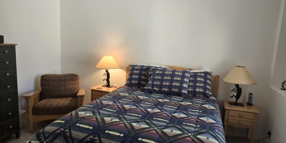#672 – 2 Bed, 2 Bath Villa, 2-Car Garage – Views to Vista 2 Fairway & Hills  – Available Nov – Feb and April 2026 – AMAZING RENTAL PRICE!