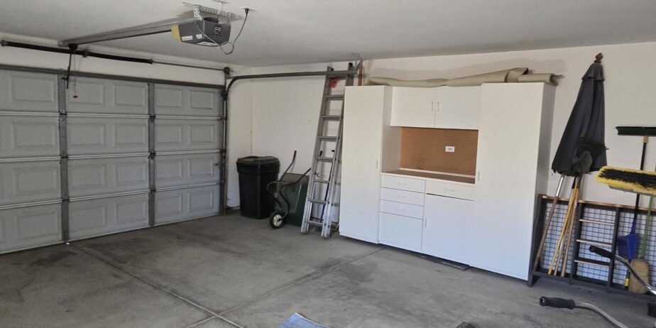 #672 – 2 Bed, 2 Bath Villa, 2-Car Garage – Views to Vista 2 Fairway & Hills  – Available Nov – Feb and April 2026 – AMAZING RENTAL PRICE!