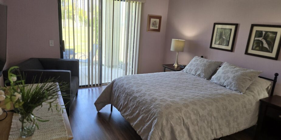 #019 – UPDATED AND BEAUTIFUL 2 BEDROOM CONDO – AVAILABLE: NOV& DEC 2025 – JANUARY AND APRIL 2026 – PET FRIENDLY