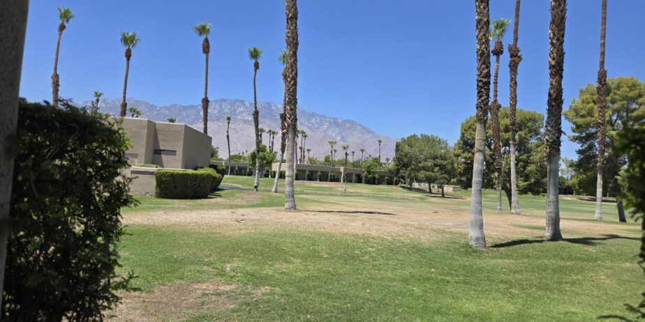 #019 – UPDATED AND BEAUTIFUL 2 BEDROOM CONDO – AVAILABLE: NOV& DEC 2025 – JANUARY AND APRIL 2026 – PET FRIENDLY