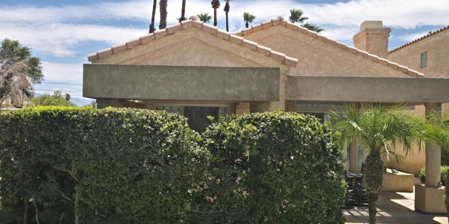 #301 REMODELED 2 BEDROOM, 2 BATH VILLA – WEST FACING VIEWS TO MOUNTAIN – AVAILABLE FOR 2025-26 SEASON