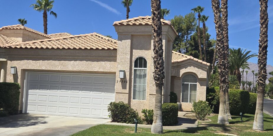 #301 REMODELED 2 BEDROOM, 2 BATH VILLA – WEST FACING VIEWS TO MOUNTAIN – AVAILABLE FOR 2025-26 SEASON