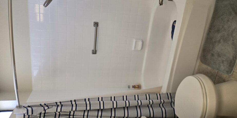 #638T JUST ADDED!   UPDATED 2 Bedroom CONDO ON POOL!  AVAILABLE DEC – FEBRUARY
