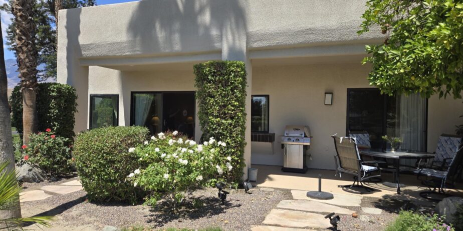 #638T JUST ADDED!   UPDATED 2 Bedroom CONDO ON POOL!  AVAILABLE DEC – FEBRUARY