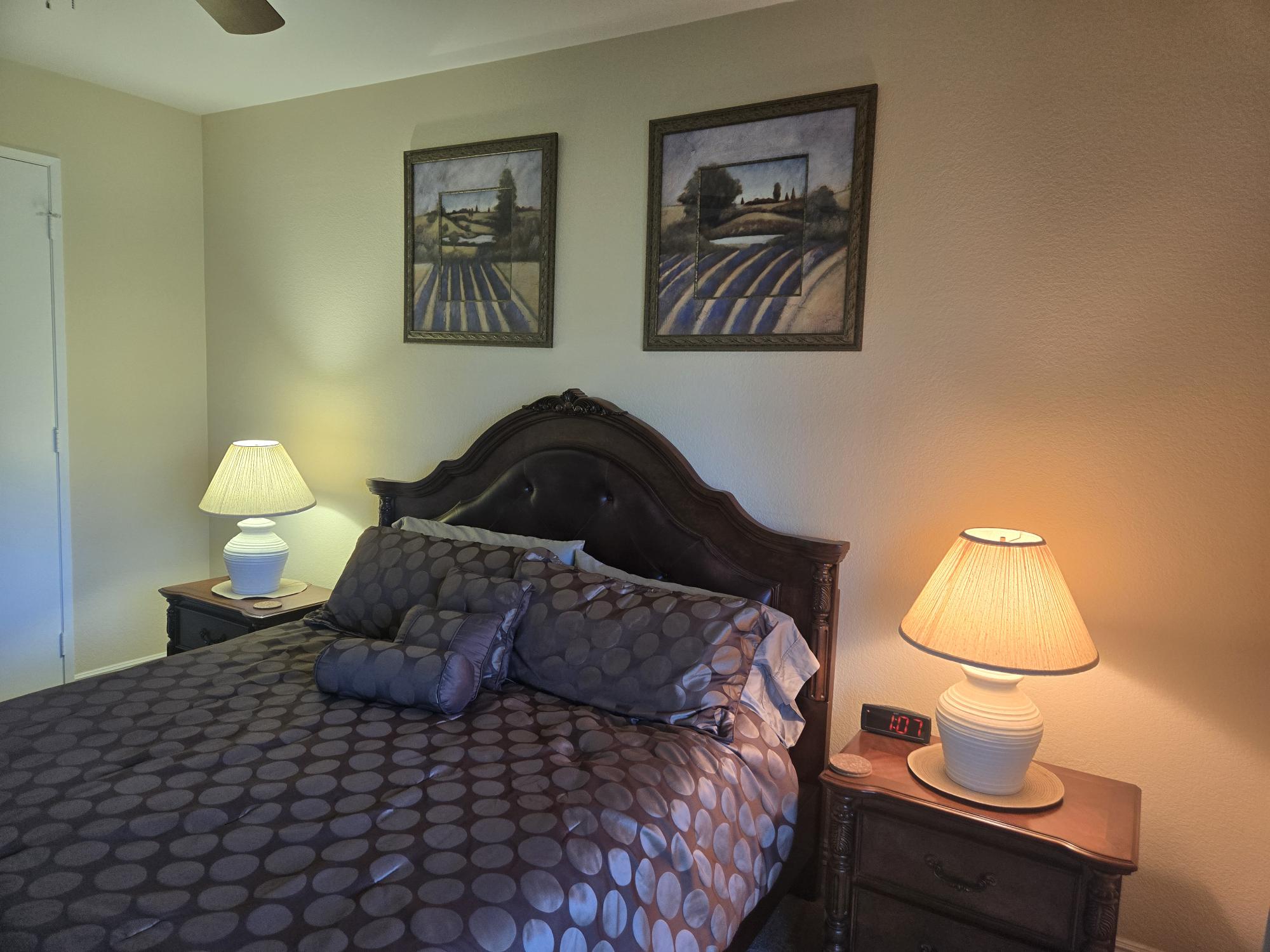 #368 – 2 Bedroom En-suite Condo,  Available:  Dec-February – Reduced:  $4,100 per month