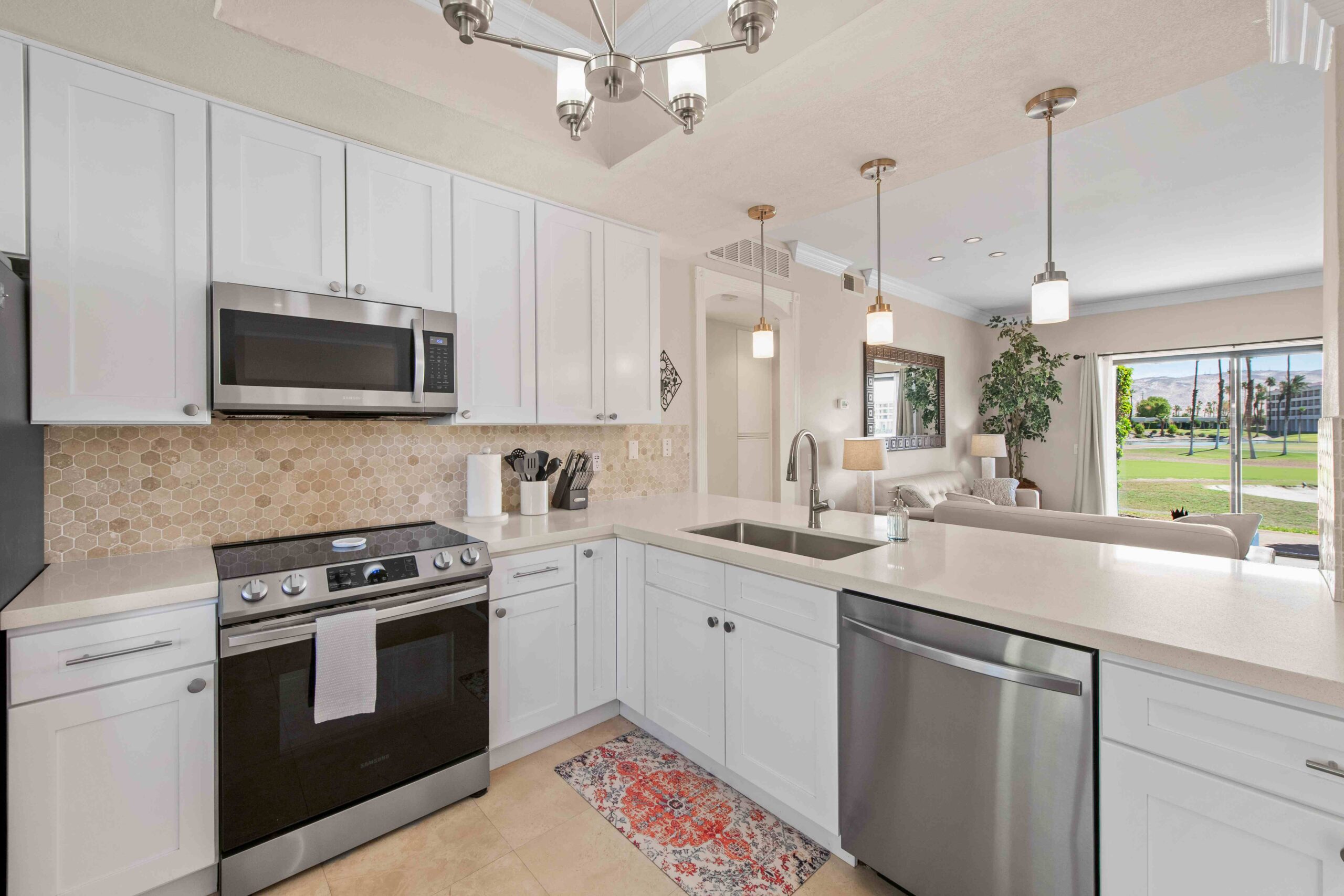 #288 – GORGEOUS 3 BEDROOM – STEPS TO SIDE POOL – AVAILABLE:  APRIL 2026