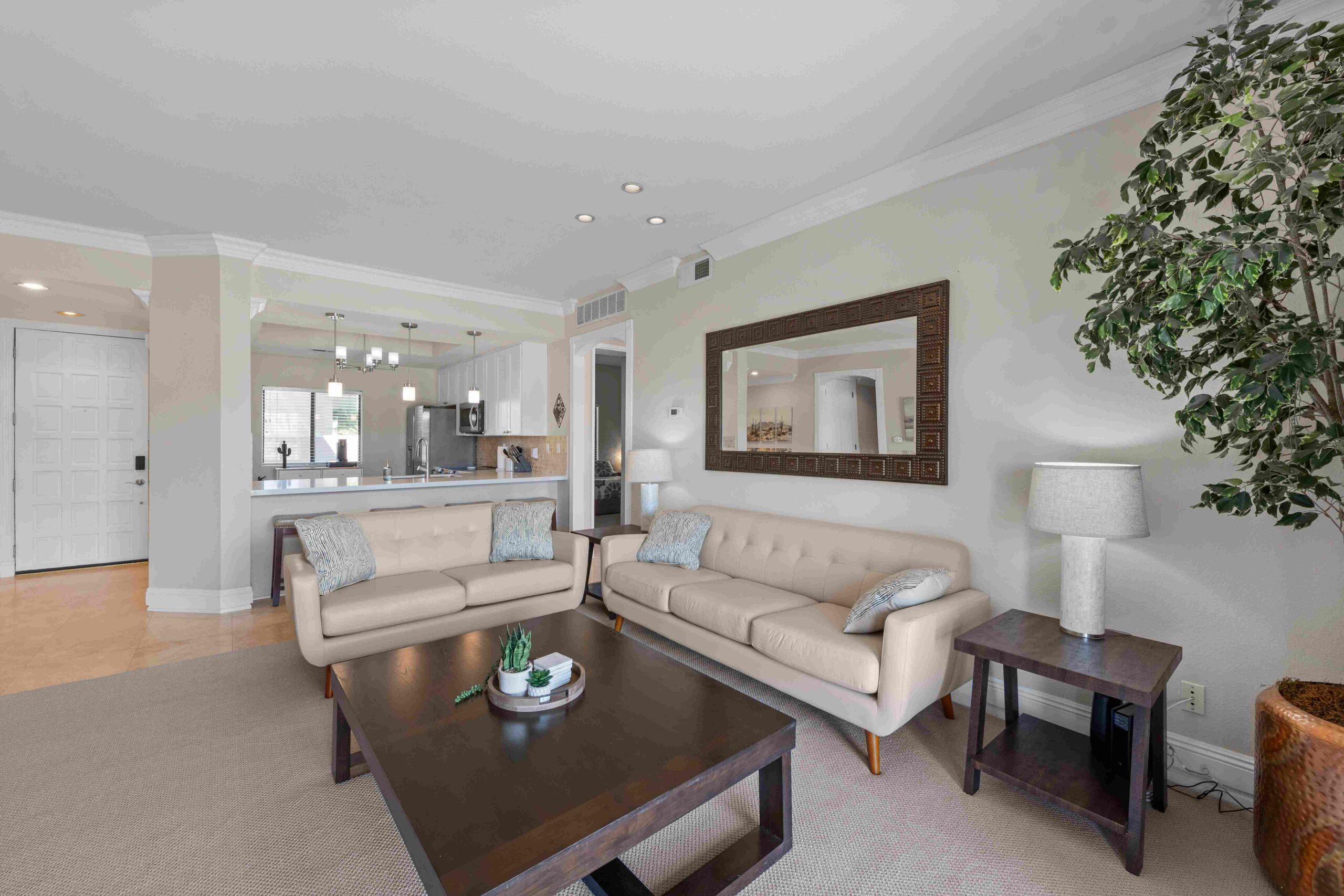 #288 – GORGEOUS 3 BEDROOM – STEPS TO SIDE POOL – AVAILABLE:  APRIL 2026