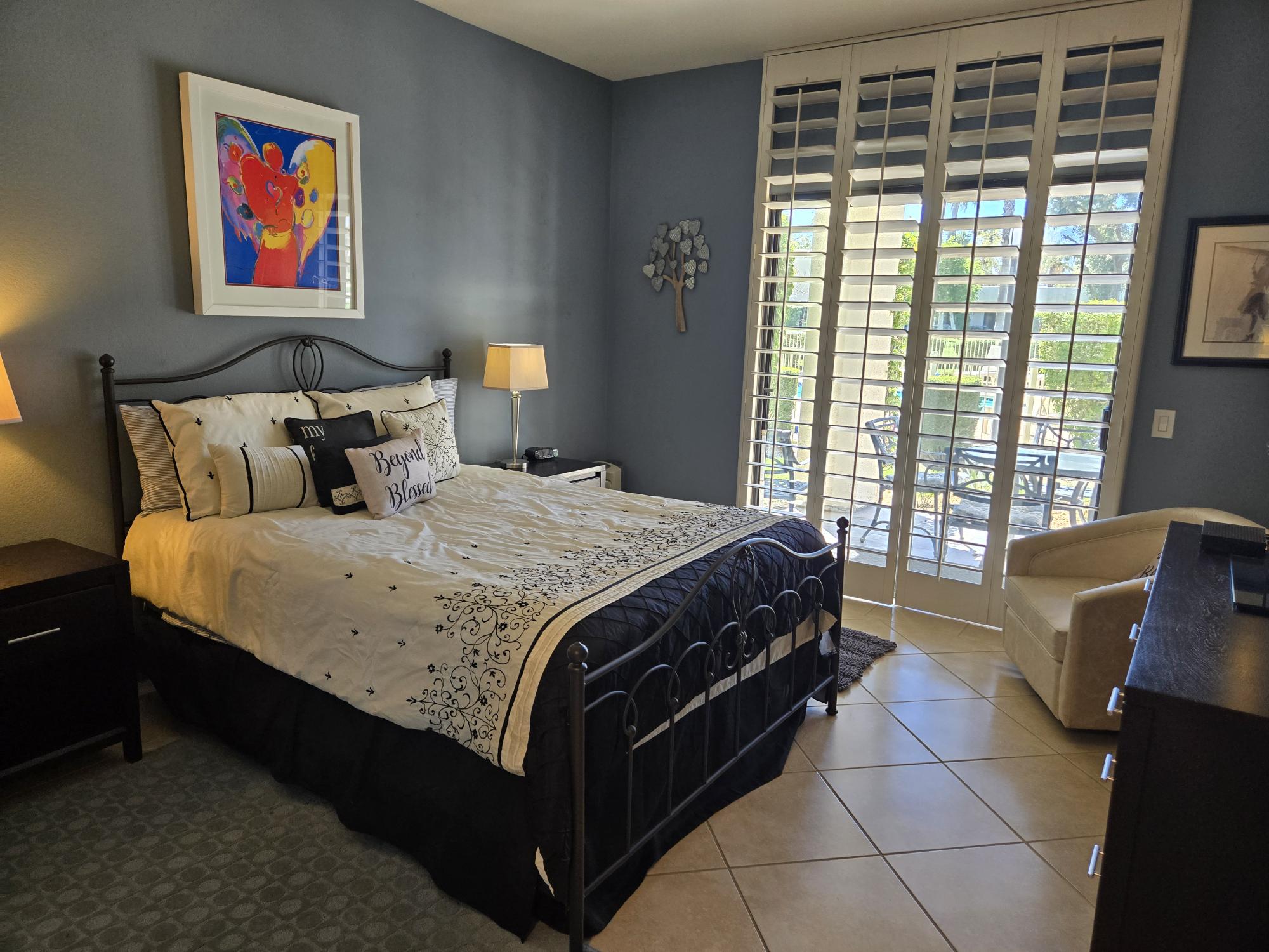#857 – Remodeled 2 Master Suite Condo in Desert Princess – AVAILABLE: