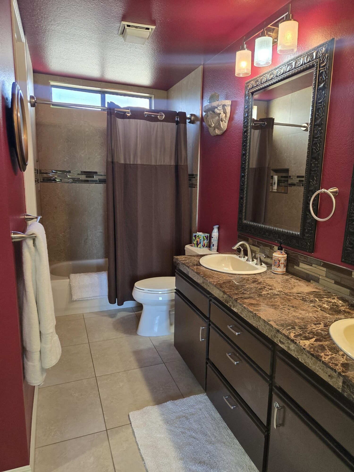 #484 – 2 Bedroom Updated Condo with view and great patio – BOOKED FOR SEASON