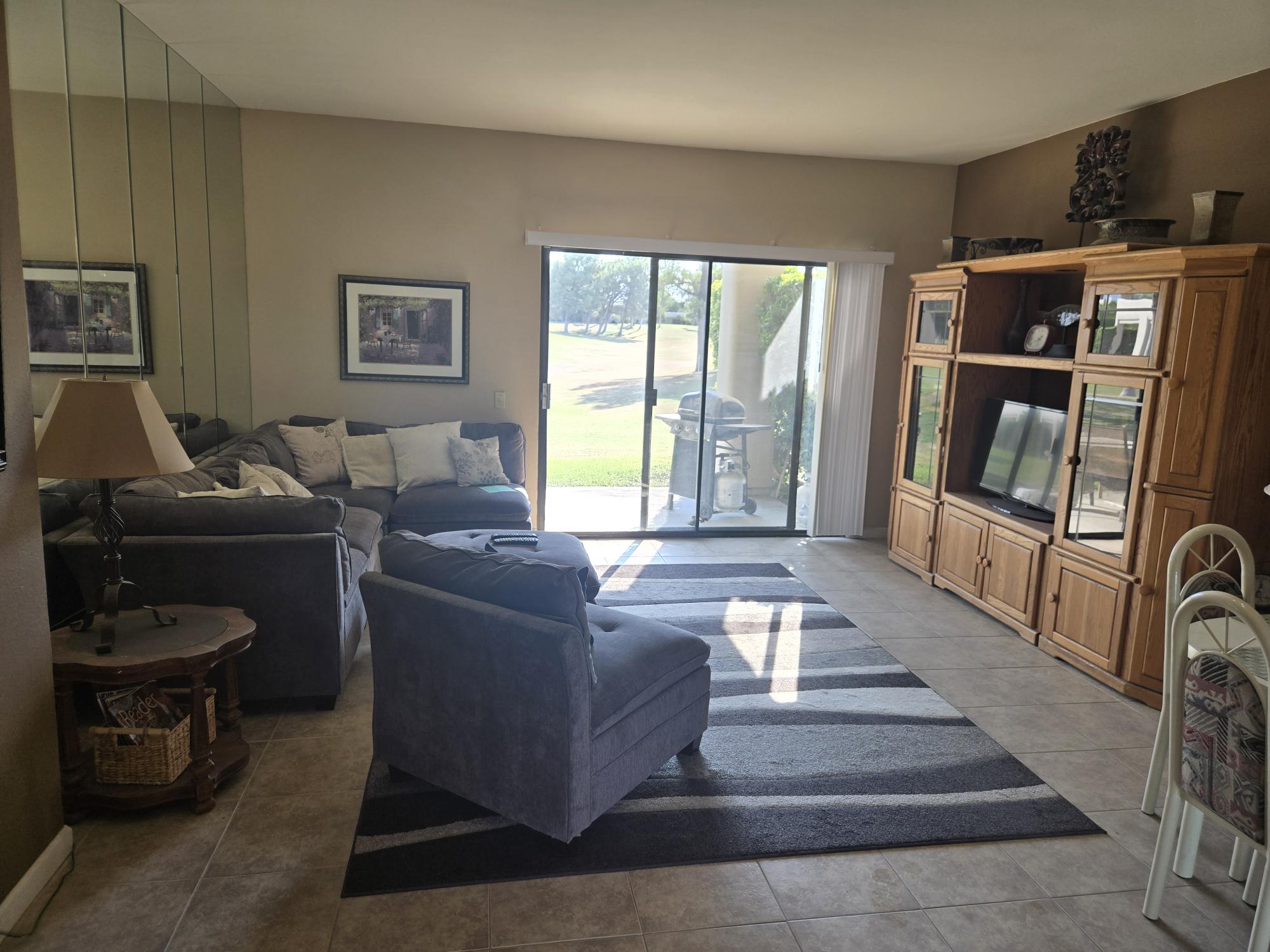 #216 – ONE BEDROOM, 2 FULL BATH CONDO – AVAILABLE FOR SEASON!