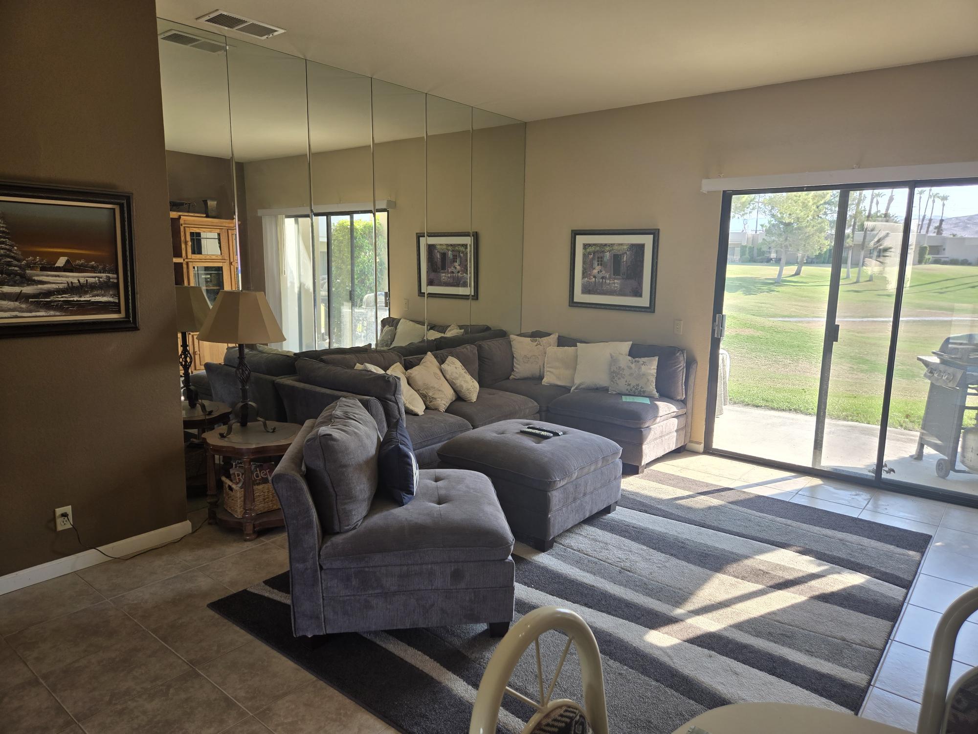 #216 – ONE BEDROOM, 2 FULL BATH CONDO – AVAILABLE FOR SEASON!