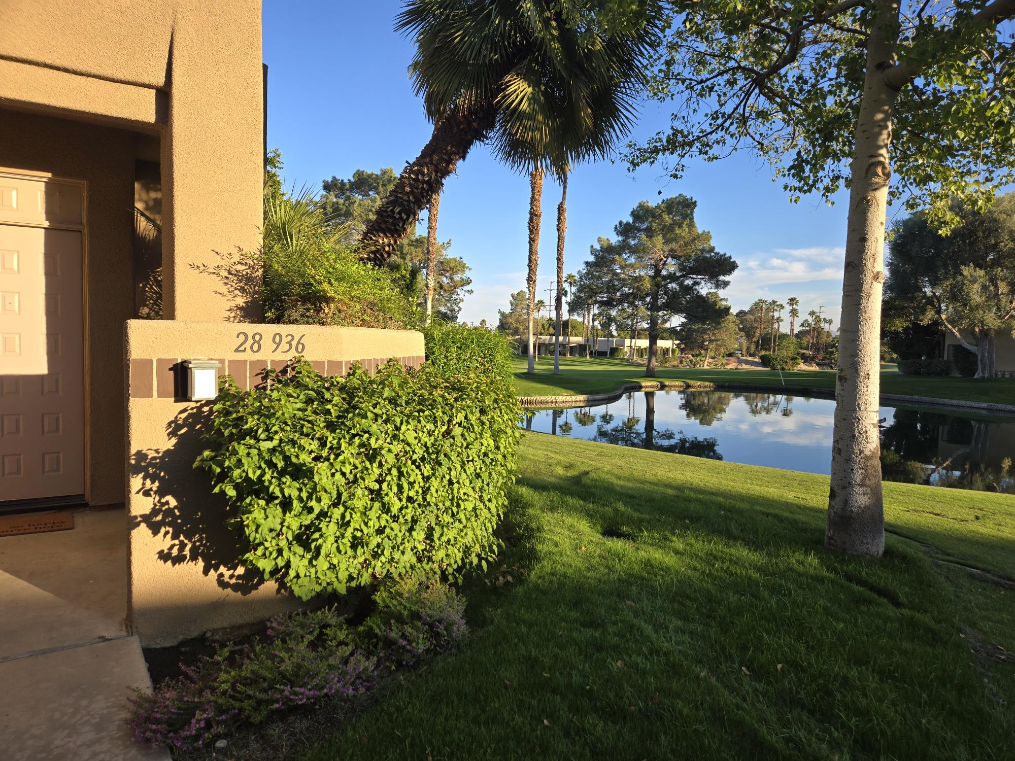 #936 – 2 Bedroom, 2 Bath Condo on Favorite Street:  Isleta – Walk to everything!  Available Now – April