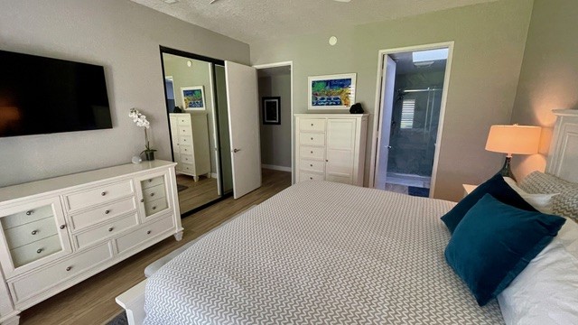 #318 – NICELY REMODELED – 2 BEDROOM END UNIT CONDO – Available:  Feb-April 2026 – Lower Price