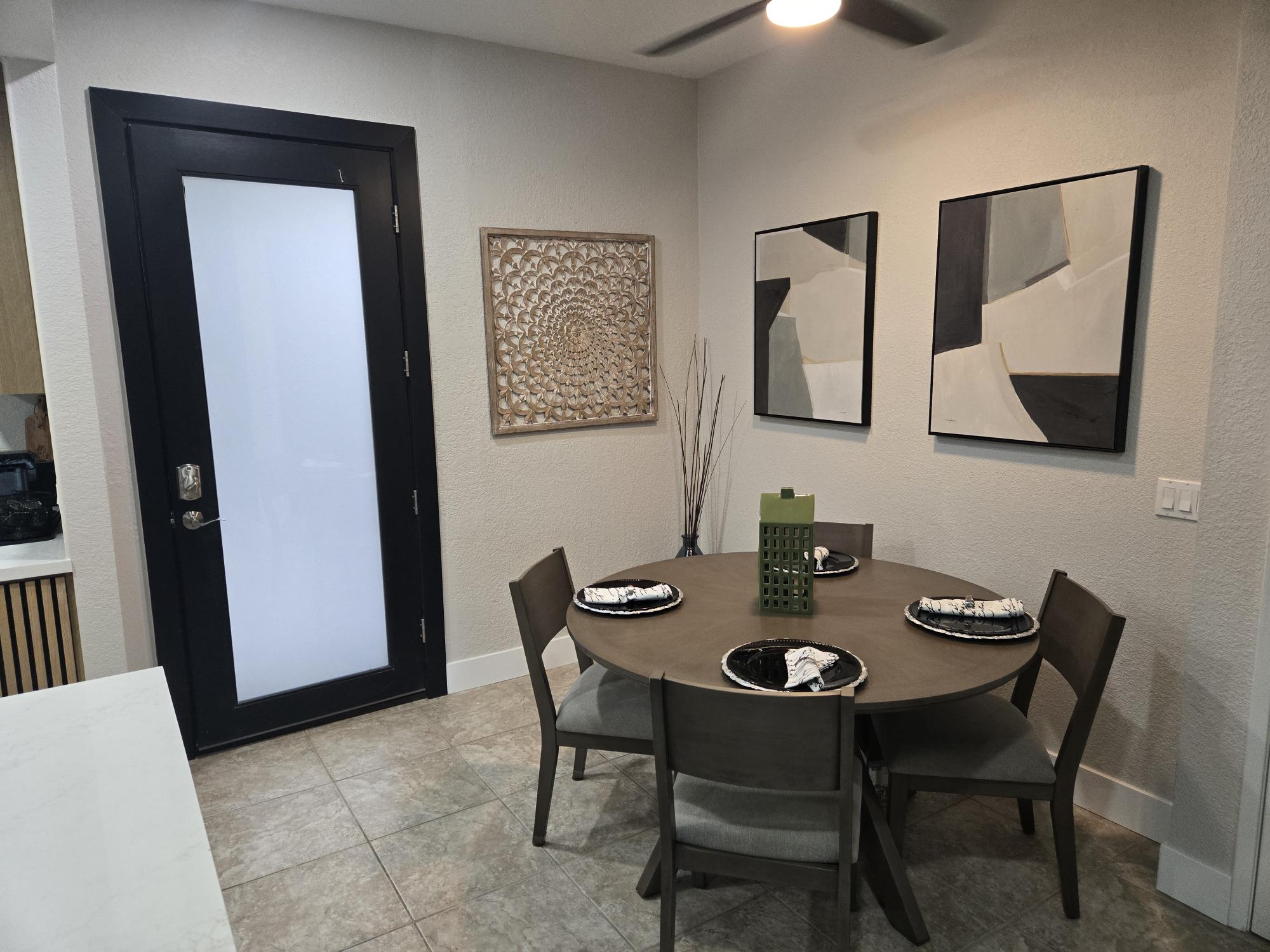 #727 – AMAZING REMODEL – 3-BEDROOM, 2-BATH CONDO WITH OUTSTANDING VIEWS – AVAILABLE MAY – DEC 2026