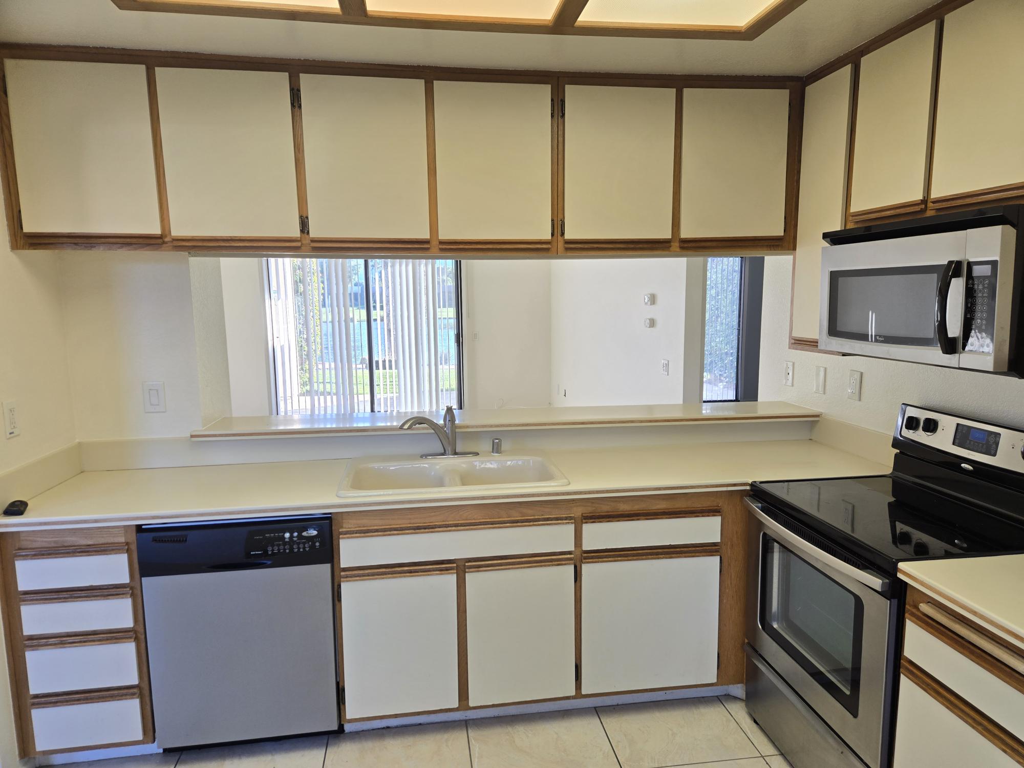 #28768 Taos Ct – 2-Master suites – AMAZING VIEWS – BEST LAYOUT – RENT IT TODAY!