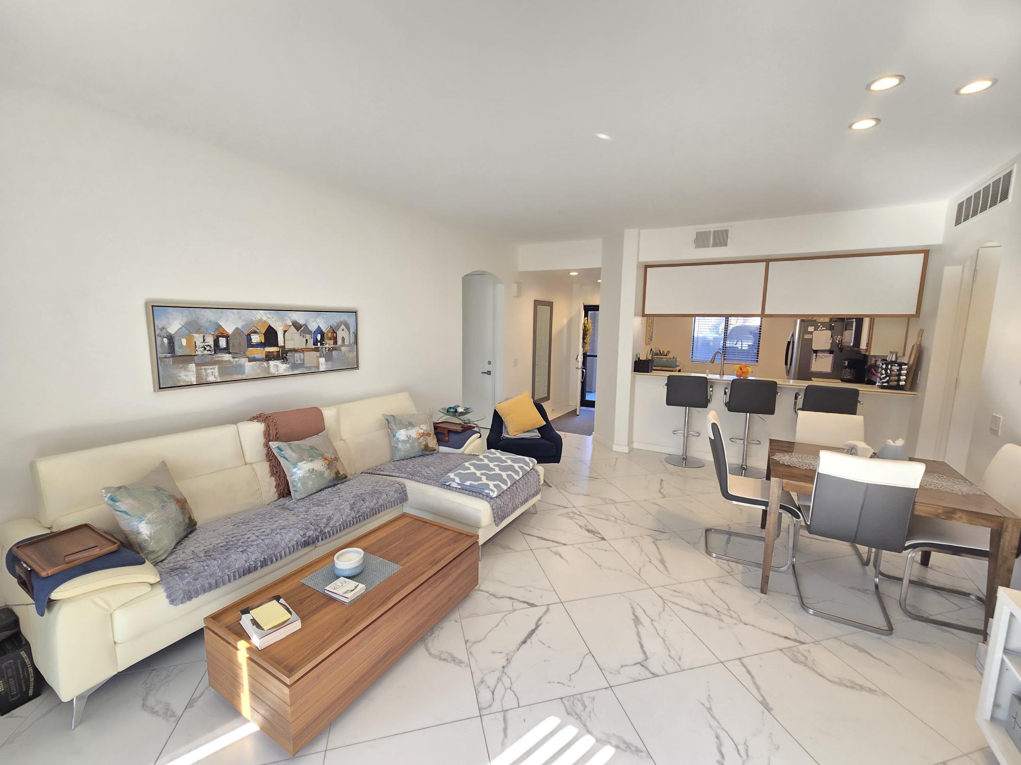 #856 – Pristine 2 Master Suite Condo –