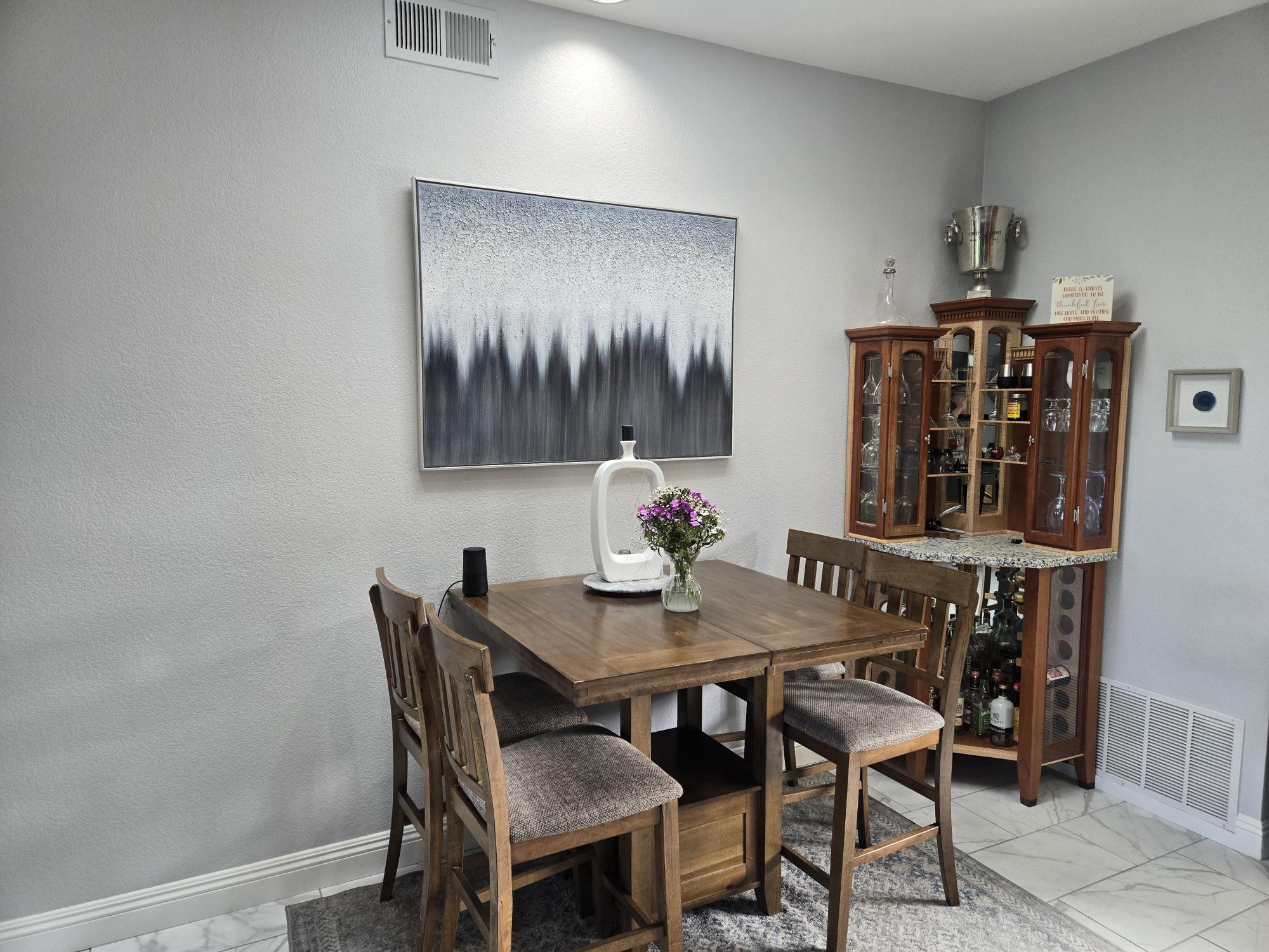 #211EP – STUNNING 2 BEDROOM CONDO!  GORGEOUS IS THE ONLY WORD TO DESCRIBE. – AVAILABLE:  NOV-APRIL 2027