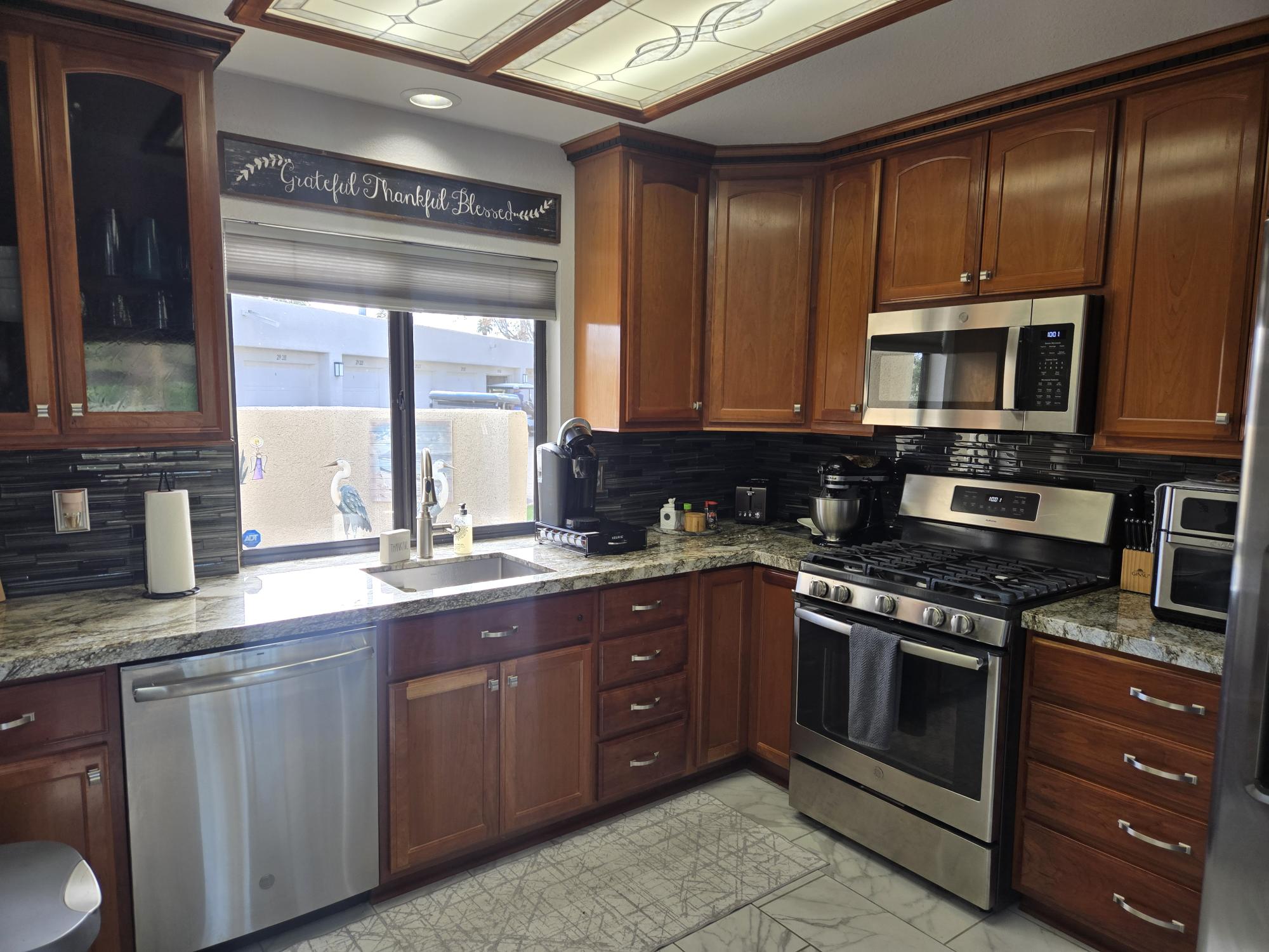 #211EP – STUNNING 2 BEDROOM CONDO!  GORGEOUS IS THE ONLY WORD TO DESCRIBE. – AVAILABLE:  NOV-APRIL 2027