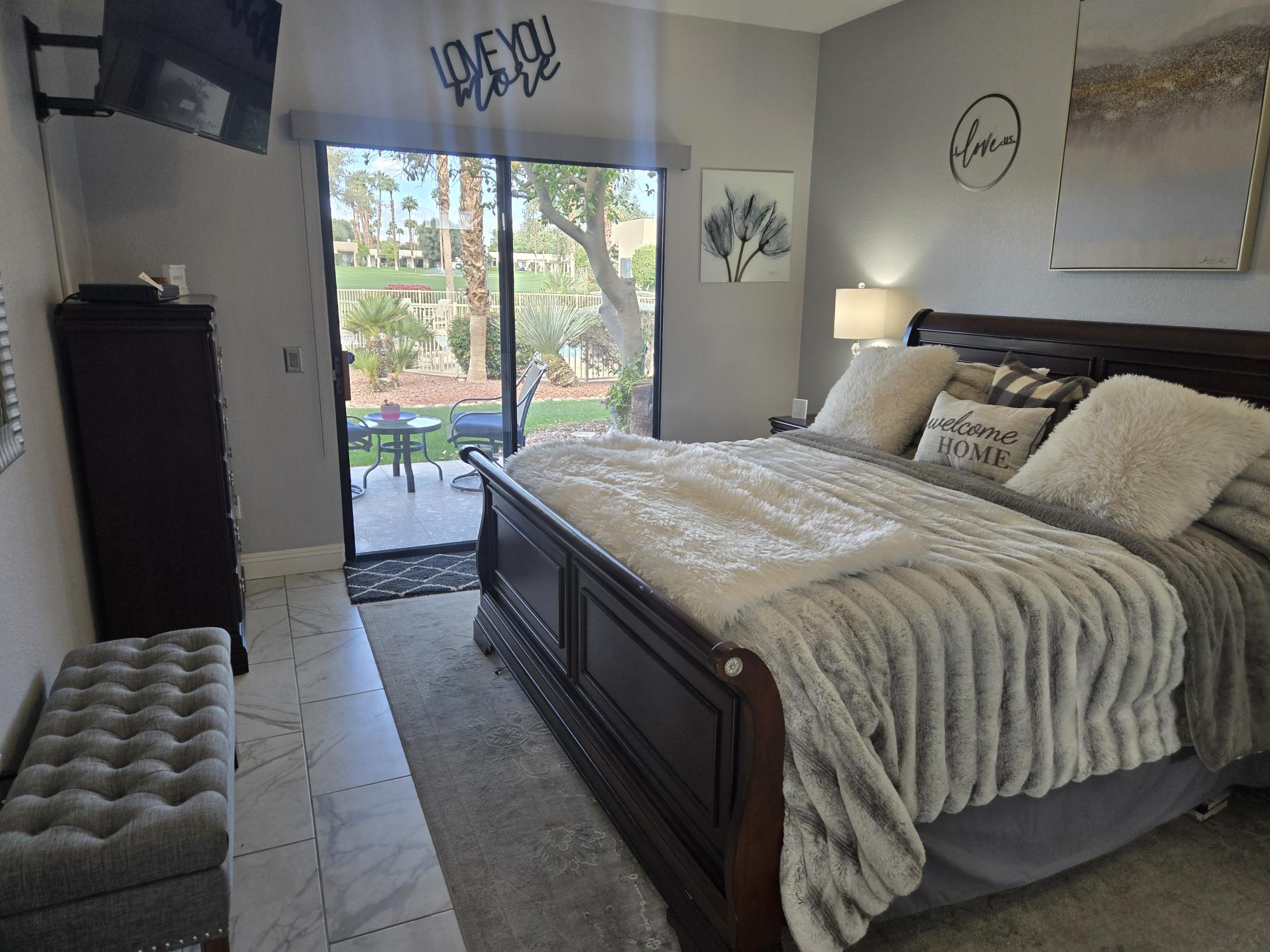 #211EP – STUNNING 2 BEDROOM CONDO!  GORGEOUS IS THE ONLY WORD TO DESCRIBE. – AVAILABLE:  NOV-APRIL 2027