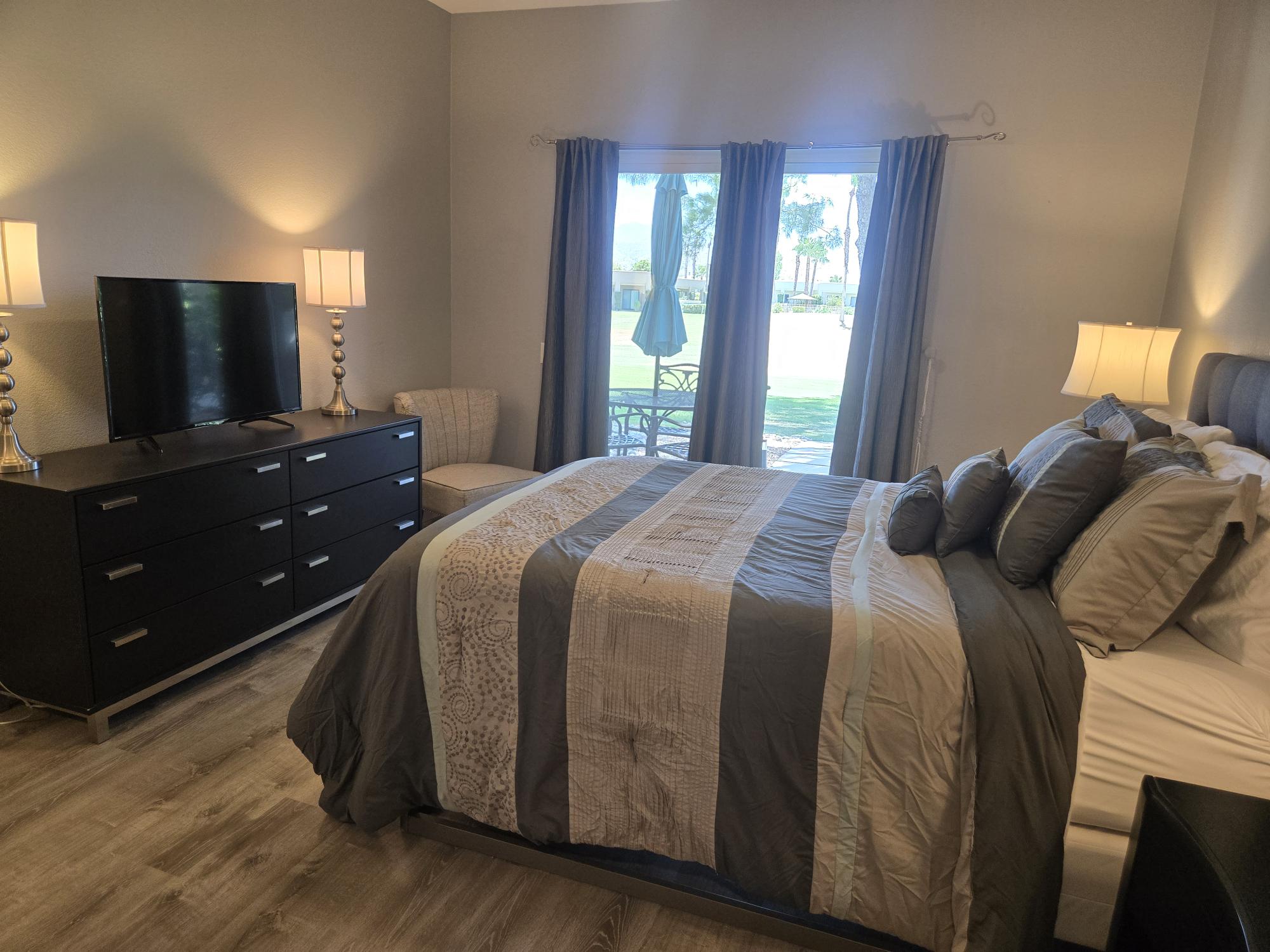 #259 – 2 MASTER STUTE CONDO – REMODELED WITH SOUTH VIEWS OF MOUNTAINS AND FAIRWAY – 417 AVAILABLE NOV-DEC AND FEB-MARCH