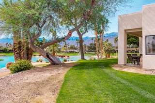#764 2-Bedroom Condo with AMAZING South Views – Available:  Nov-Jan and April