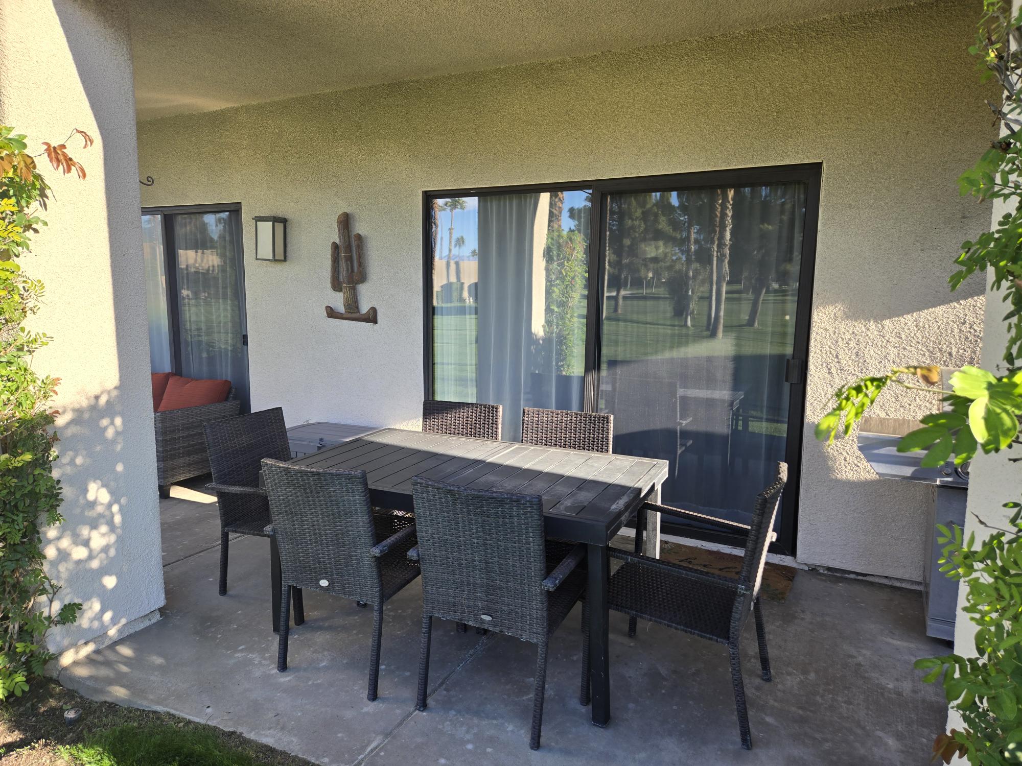 #923 – 3 BEDROOM, 2 BATH UPDATED CONDO WITH FANTASTIC VIEWS!  AVAILABLE JANUARY 2027 – PET FRIENDLY
