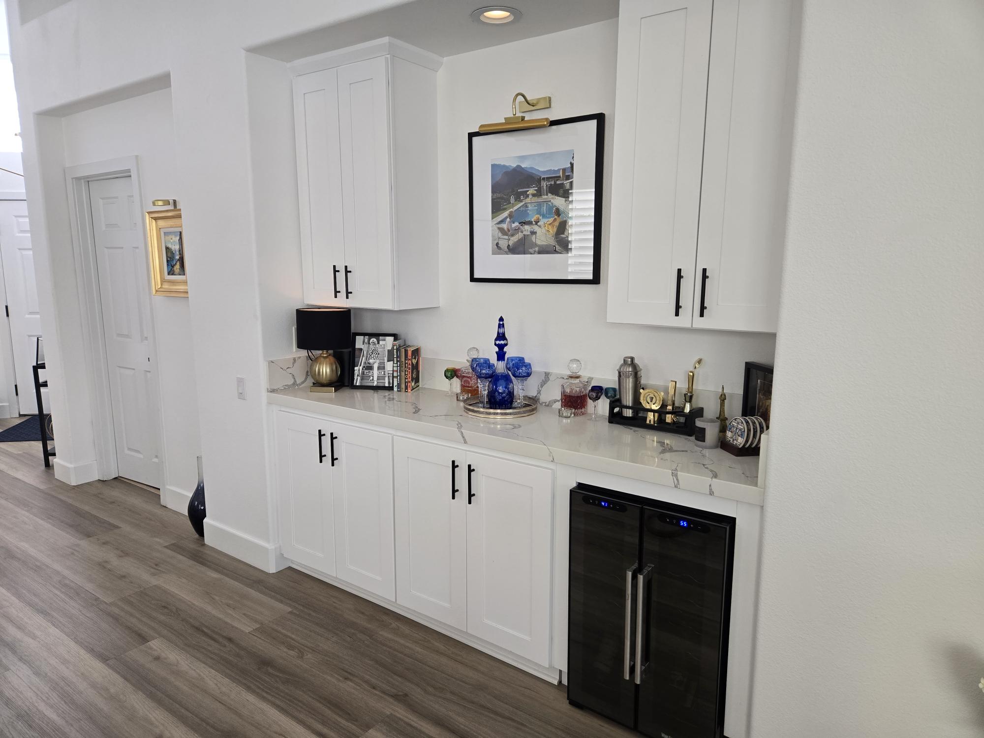 #750 – STUNNING EXECUTIVE VILLA RENTAL – 3 BEDS – 3 BATHS – EVERYTHING NEW!  AVAILABLE:  NOV-MARCH – PET FRIENDLY