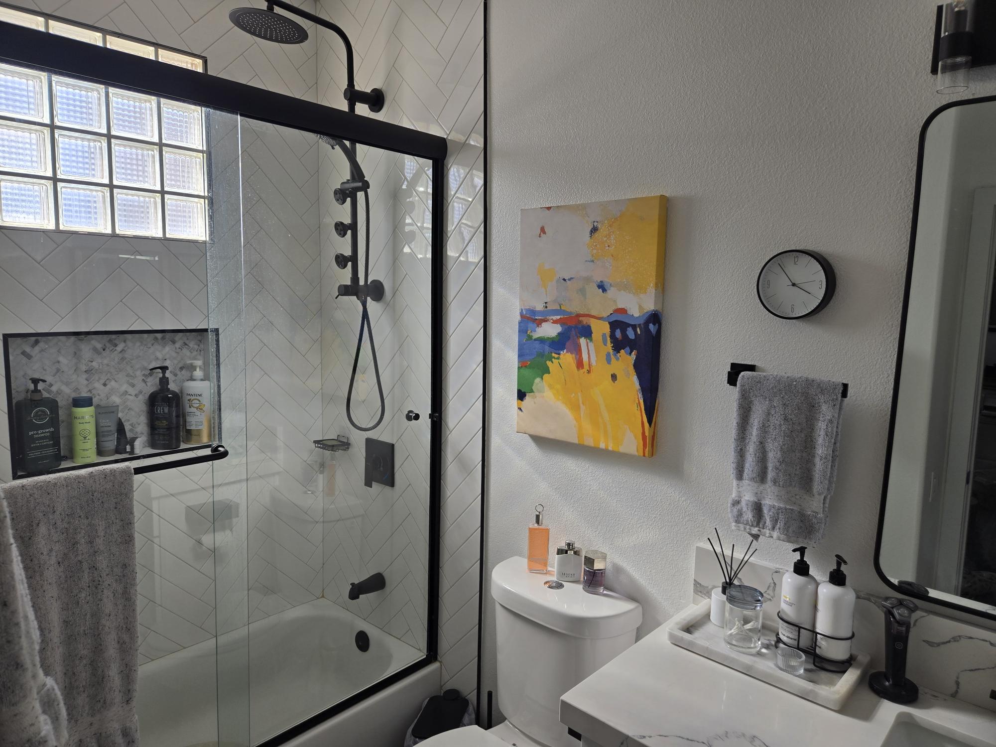 #750 – STUNNING EXECUTIVE VILLA RENTAL – 3 BEDS – 3 BATHS – EVERYTHING NEW!  AVAILABLE:  NOV-MARCH – PET FRIENDLY