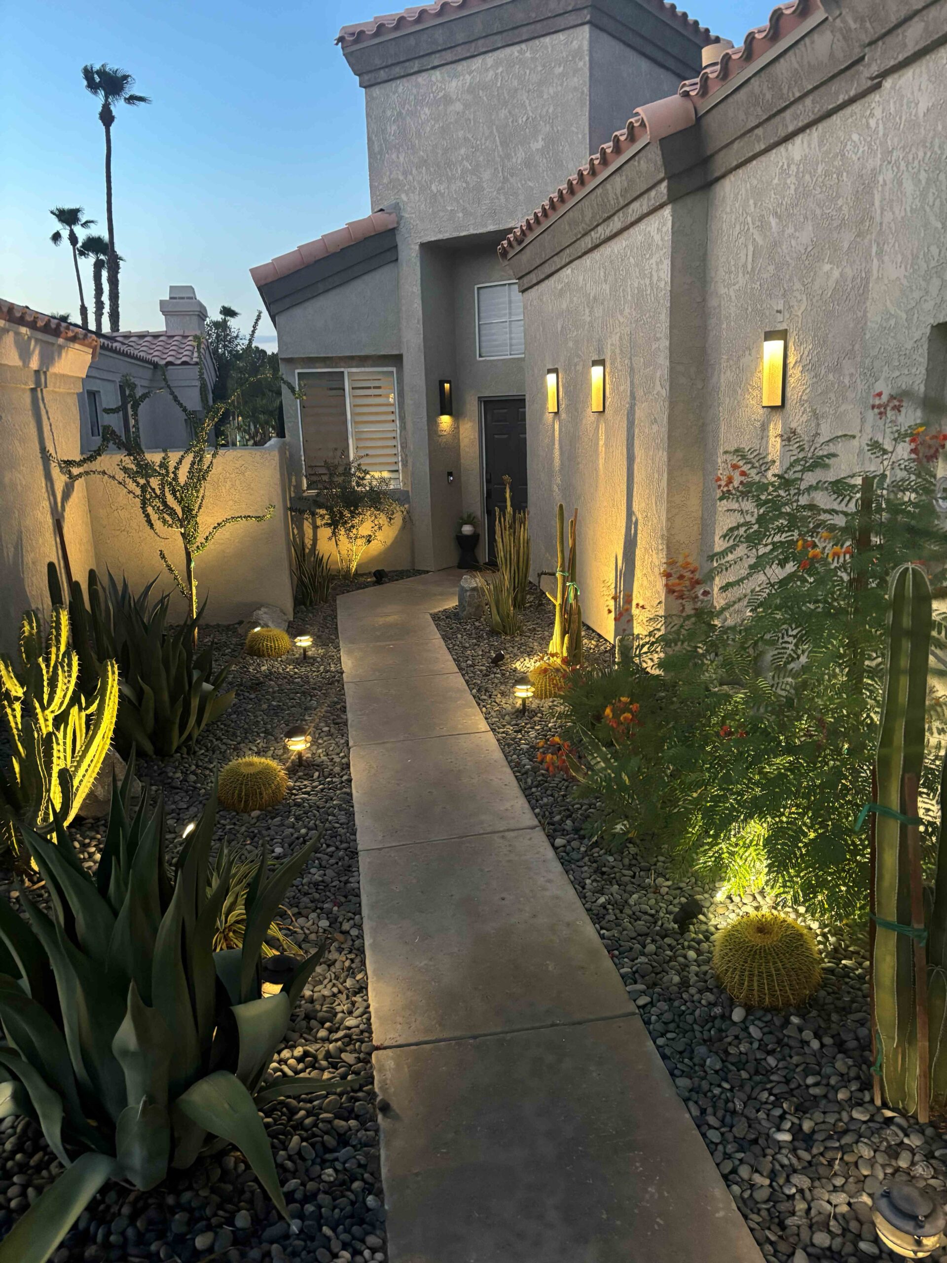#750 – STUNNING EXECUTIVE VILLA RENTAL – 3 BEDS – 3 BATHS – EVERYTHING NEW!  AVAILABLE:  NOV-MARCH – PET FRIENDLY
