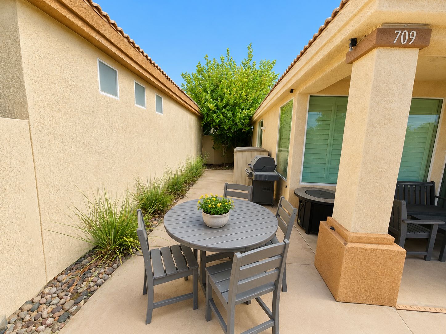 #709 – Amazing Pool/Spa Villa with 3-Bedrooms – 2.5 Baths – Southwest Facing – Available:  Nov and April