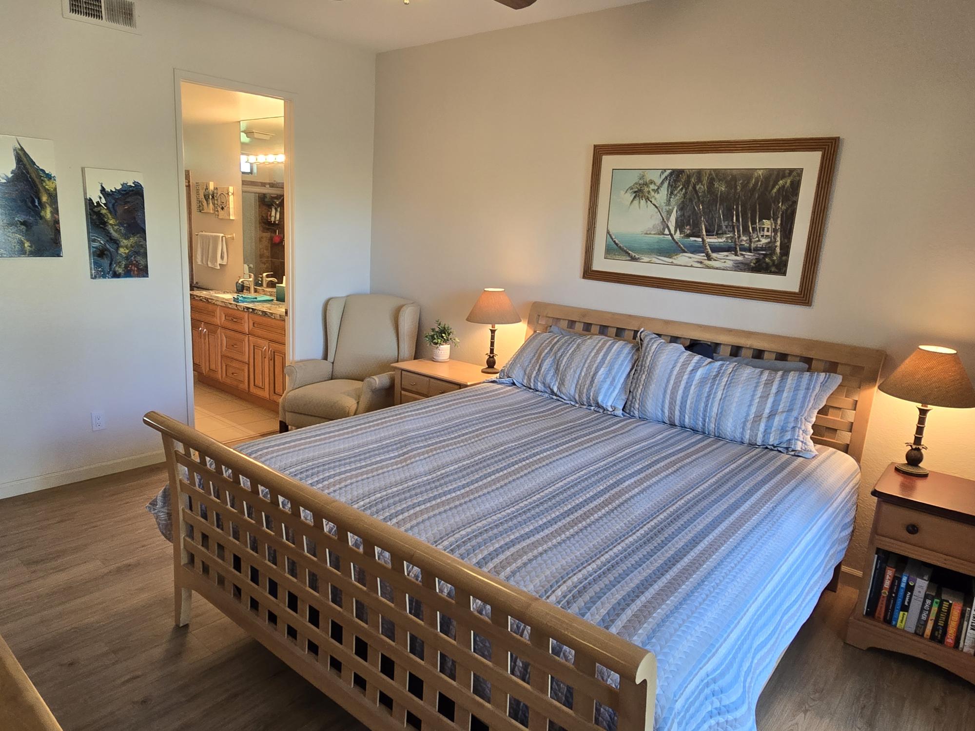#621  BEAUTIFULLY REMODELED 3 BEDROOM CONDO-END UNIT – AVAILABLE:  JAN-APRIL