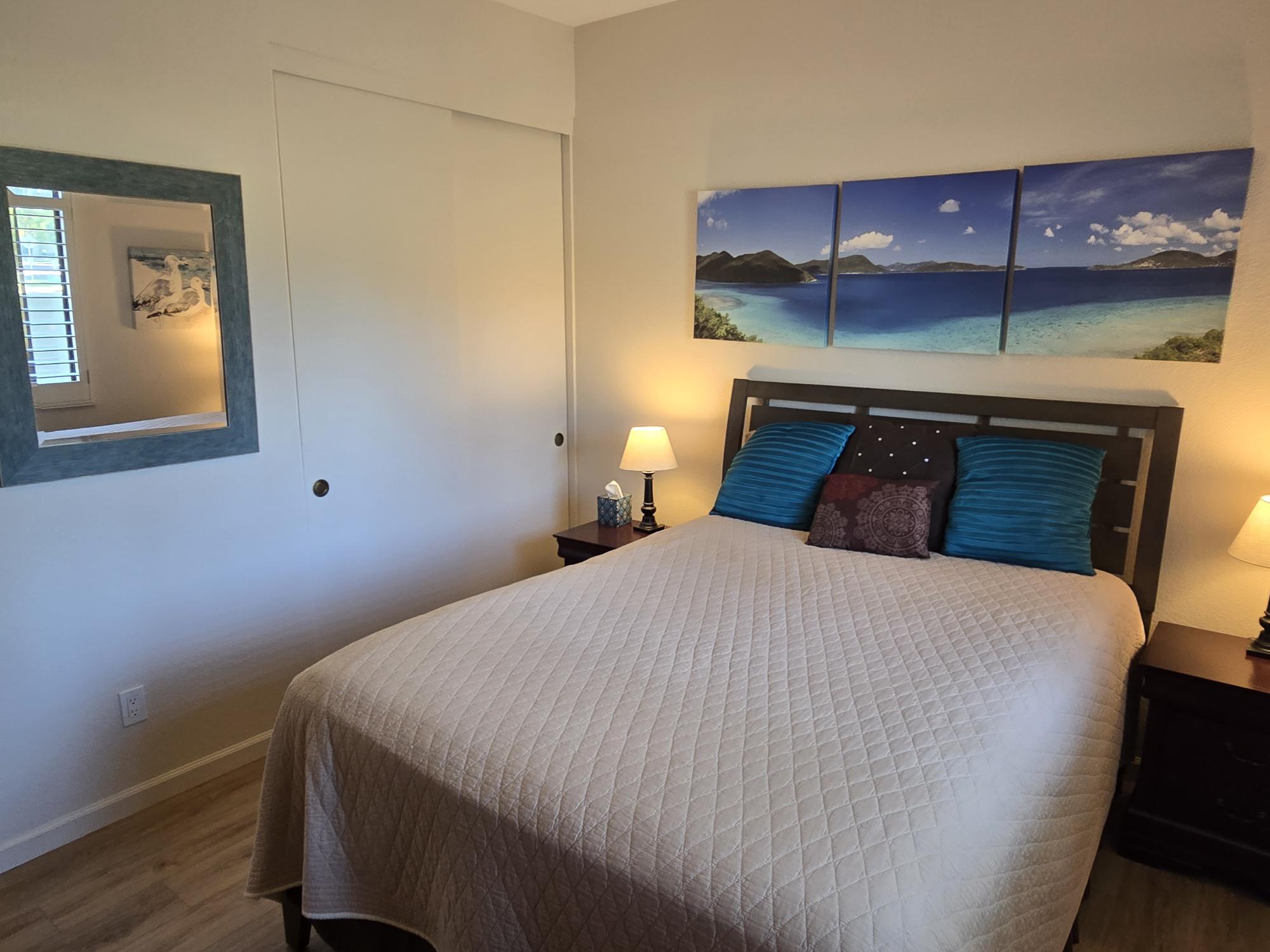 #621  BEAUTIFULLY REMODELED 3 BEDROOM CONDO-END UNIT – AVAILABLE:  JAN-APRIL