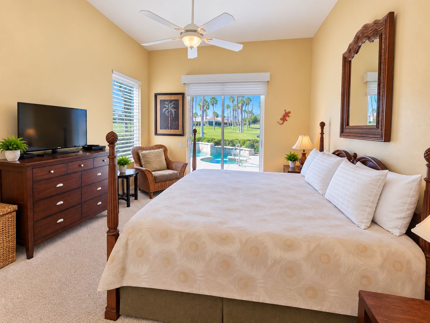 #872 – REDUCED FOR NOV-DEC – 2 BEDROOM POOL/SPA VILLA – BEAUTIFUL VIEWS – PARADISE! – AVAILABLE FOR NOV THRU FEBRUARY & APRIL