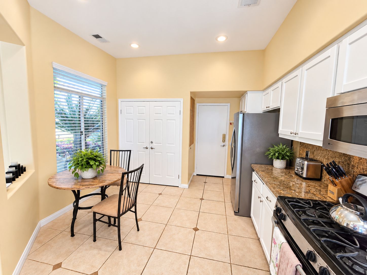 #872 – REDUCED FOR NOV-DEC – 2 BEDROOM POOL/SPA VILLA – BEAUTIFUL VIEWS – PARADISE! – AVAILABLE FOR NOV THRU FEBRUARY & APRIL